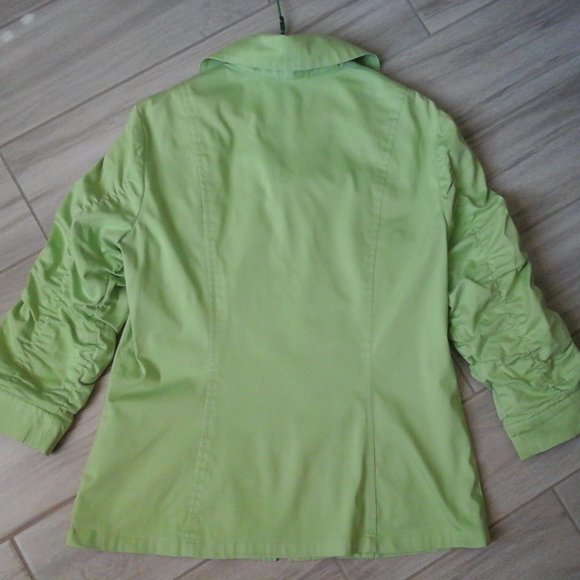 Tribal Lime Green 3/4 Sleeve Zip Front Jacket.    Size 10 - Picture 3 of 3
